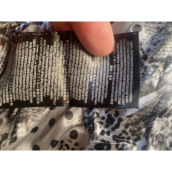 GUESS Women's Faux Leather/fur Jacket Black/Silver, Size M Moto/Tapered Style - Picture 8 of 11